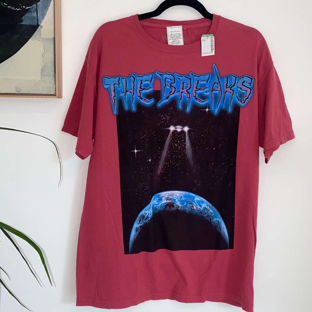 😎Simons Men’s T-Shirt The Breaks Medium NWT